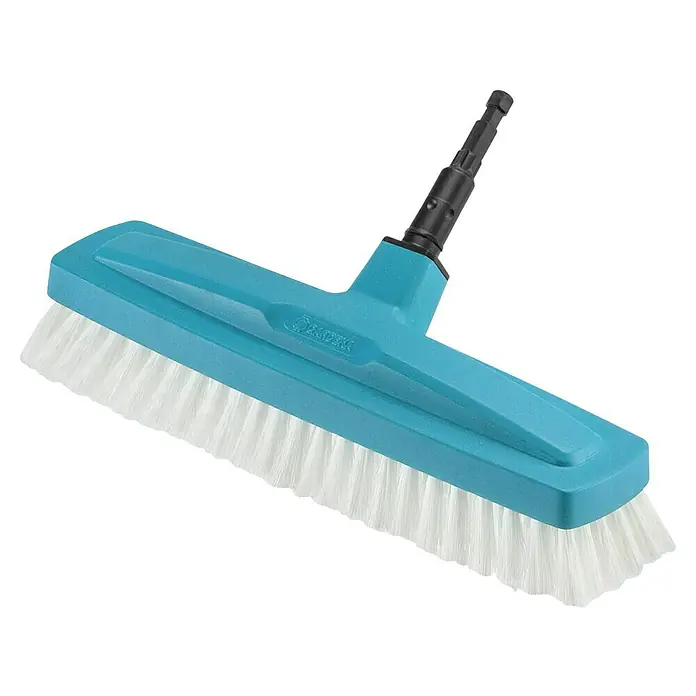 Gardena Combisystem Schrubber - Arbeitsbreite: 30 cm, Material Gerätekopf: Kunststoff - Eine blaue Flächenbürste mit weißen Borsten und einem schwarzen Griff, ideal für Reinigungsarbeiten im Außenbereich.