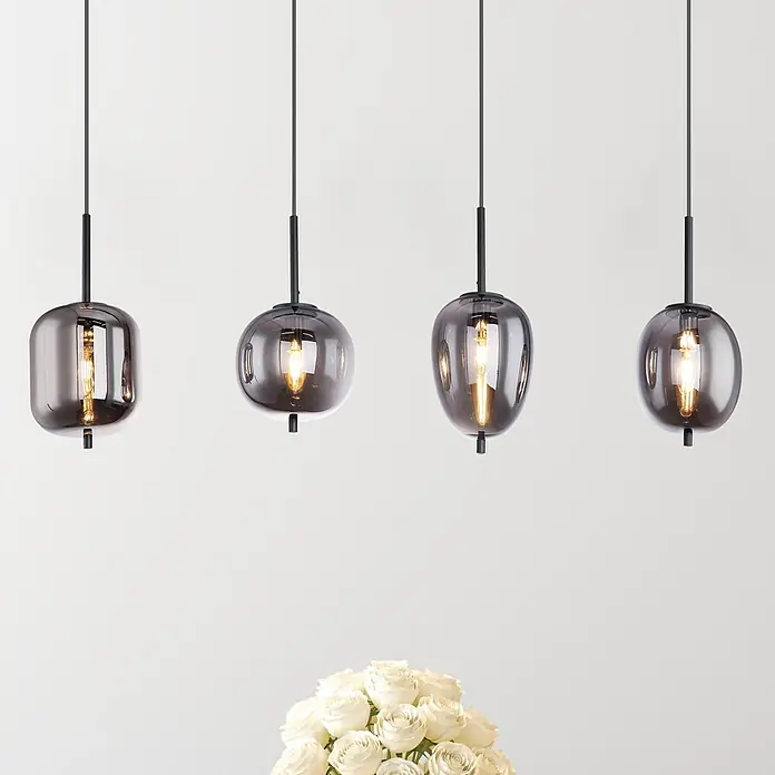 Globo LED-Pendelleuchte BLACKY - Anzahl Leuchtmittel: 4 Stk., 40 W, L x B x H: 100 x 185 x 120 cm, E14 - Moderne Hängeleuchten mit rauchfarbenem Glas und schwarzen Akzenten, die eine stilvolle Atmosphäre schaffen.