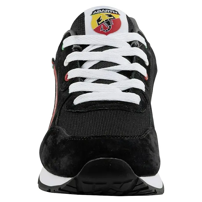 Abarth Zapato bajo de seguridad 500 - 36, Clase de protección según EN ISO 20345: S3, Negro - Primer plano de una zapatilla deportiva Abarth, con cordones blancos y el logotipo de la marca en la lengüeta. Parte superior negra.