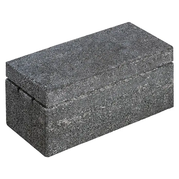 Diephaus Mauerstein Logan - 45 x 22,5 x 16,5 cm, Quarzit, Beton - Ein einzelner, grauer Pflasterstein mit rauer Oberfläche, ideal für Außenbereiche.