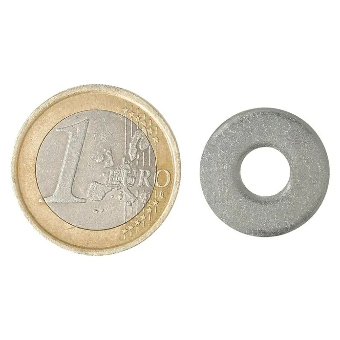 Profi Depot Bauscheibe A2 - Außendurchmesser: 18 mm, 100 Stk., Edelstahl - Ein Euro-Stück neben einer Metallscheibe.