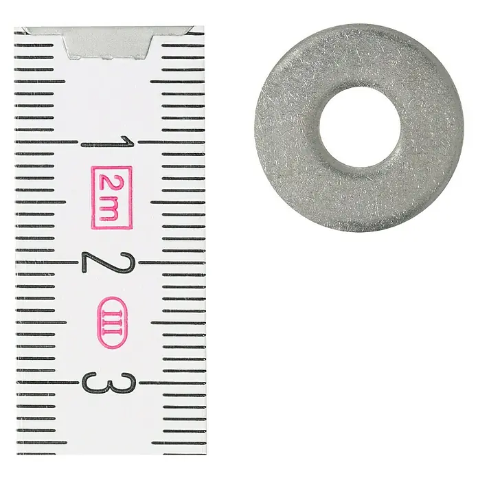 Profi Depot Bauscheibe A2 - Außendurchmesser: 18 mm, 100 Stk., Edelstahl - Nahaufnahme einer Unterlegscheibe neben einem Messschieber, der eine Größe zwischen 2 und 3 cm anzeigt. Das Bild zeigt Details des Produkts.