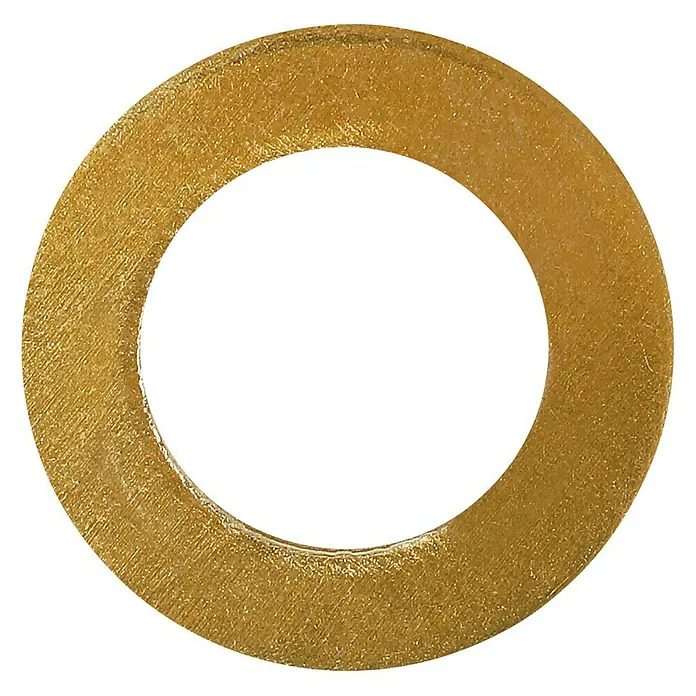 Unterlegscheibe - Innendurchmesser: 8,4 mm, Außendurchmesser: 15 mm, Messing, Blank, 6 Stk. - Nahaufnahme eines goldenen Rings auf schwarzem Hintergrund. Das Schmuckstück funkelt und zieht die Blicke auf sich.