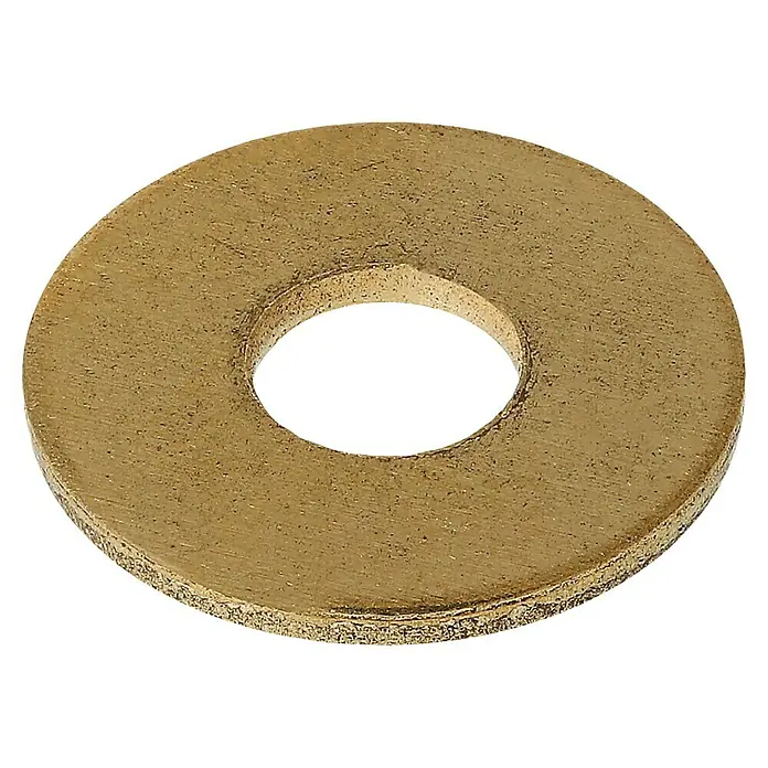 Karosseriescheibe - Innendurchmesser: 5,3 mm, Außendurchmesser: 15 mm, Messing, Blank, 12 Stk., DIN 9021 - Nahaufnahme einer goldfarbenen Unterlegscheibe mit einem Loch in der Mitte auf schwarzem Hintergrund.