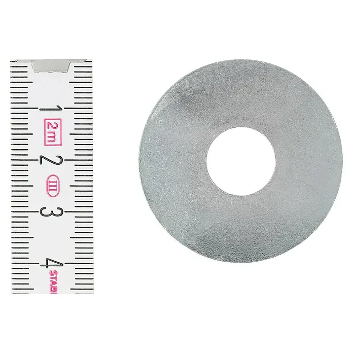 Profi Depot Karosseriescheibe VZ - Innendurchmesser: 13 mm, Außendurchmesser: 40 mm, 50 Stk., Verzinkt - Ein silberner Unterlegscheibe liegt neben einem Gliedermaßstab. Die Unterlegscheibe hat einen Durchmesser von etwa 3,5 Zentimetern.