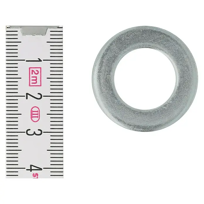 Profi Depot Unterlegscheibe - Innendurchmesser: 17 mm, Außendurchmesser: 30 mm, 50 Stk., Verzinkt - Ein klares Unterlegscheibe liegt neben einem Messlineal, das eine präzise Messung der Größe ermöglicht. Ideal für Bau- und Reparaturprojekte.