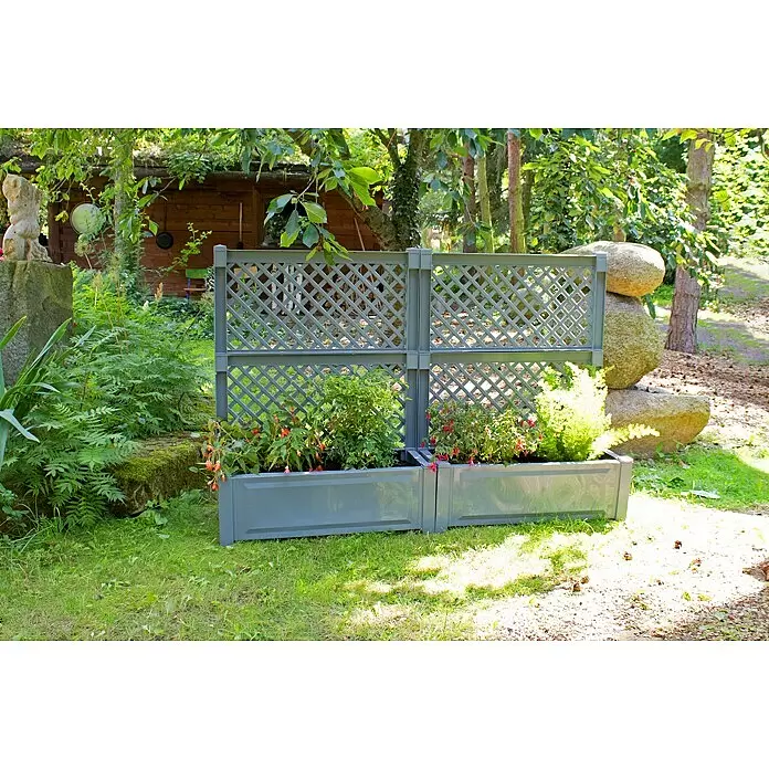 KHW Pflanzkasten - Außenmaß (L x B x H): 100 x 43 x 140 cm, Kunststoff, Grau, Mit Spalier - Graues, modulares Rankgitter mit Pflanzkästen und Blumen in einem Garten.