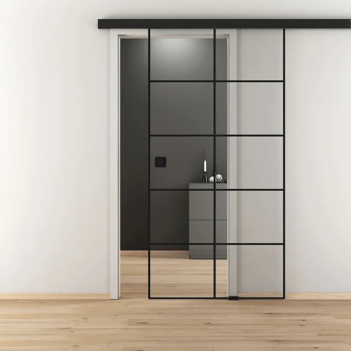 Diamond Doors Black Edition Glasschiebetür Loft - 935 x 2.058 mm, Einscheibensicherheitsglas (ESG), Klarglas - Ein elegantes Schiebetürsystem mit schwarzem Rahmen und klaren Glaseinsätzen, das einen modernen und offenen Übergang zwischen Räumen schafft.