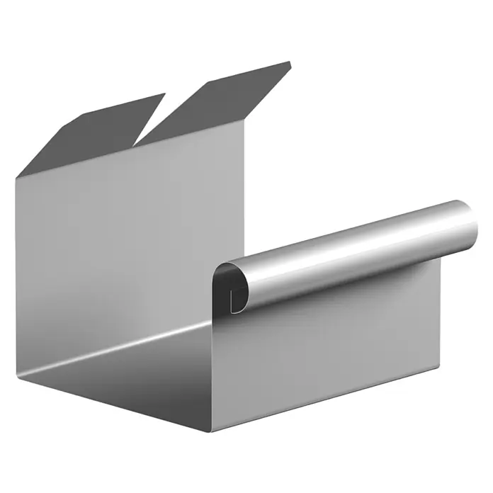 Sarei Kastenrinnenverbinder - Nennweite: 70 mm, Aluminium, Silber - Ein detailliertes Bild einer Dachrinne aus Metall, die durch ihr spezielles Design und die hochwertige Verarbeitung besticht.