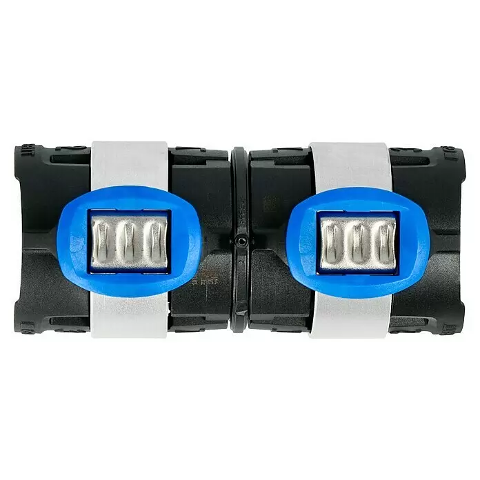 Geberit FlowFit Presskupplung 620.013.00.1 - Durchmesser: 32 mm - Zwei schwarze Kabelverbinder mit blauen Clips und Metalleinsätzen, durch hellgraue Bänder verbunden.