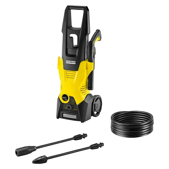 Kärcher Hidrolimpiadora de alta presión K 3 - 120 bar, 1.600 W, Capacidad de bombeo: 380 l/h - La imagen muestra una hidrolimpiadora Kärcher con accesorios sobre un fondo negro.
