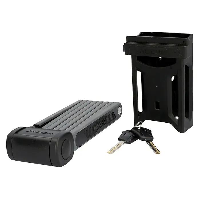Fischer Faltschloss Soft-Touch Protec FKS110 - Länge: 110 cm, 3 -tlg. - Ein Faltschloss von Fischer mit Halterung und Schlüssel auf schwarzem Grund. Ideal für Fahrräder, bietet es hohe Sicherheit vor Diebstahl.