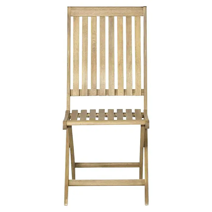 Siena Garden Klappstuhl Paleros im Set - 4 Stk., B x T x H: 44 x 65 x 97 cm, Ohne Armlehnen - Abbildung eines hellbraunen Holzstuhls mit Lattenmuster für Sitz und Rückenlehne vor einem schwarzen Hintergrund.