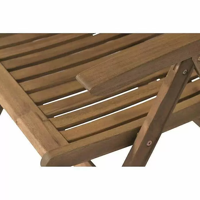Siena Garden Gartenmöbel-Set Paleros - 5 -tlg., Akazienholz, Braun - Nahaufnahme eines braunen Holzliegestuhls mit Lattenrost und Armlehne, mit sichtbaren Schrauben.