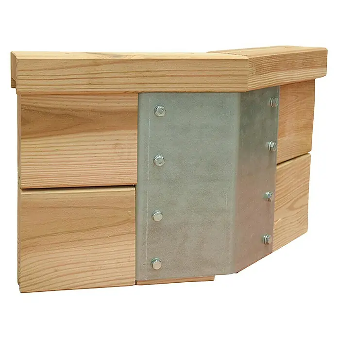 Weka Holz-Pool Acapulco II - L x B x H: 571 x 471 x 116 cm, Braun/Blau, 18.200 l - Detailansicht eines Holzrahmens verstärkt mit einer silbernen Metallecke, die mit Schrauben befestigt ist. Robuste Bauweise für Stabilität.