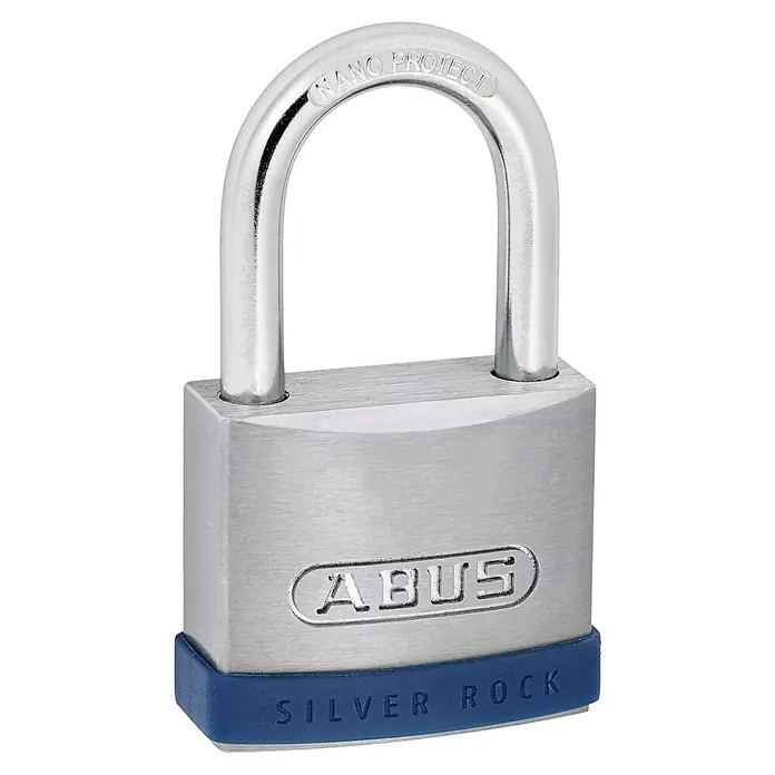 Abus Vorhängeschloss Silver Rock 5/50 Gleichschließend - B x H: 52,2 x 89 mm, Bügelstärke: 8 mm, Zink - Nahaufnahme eines ABUS Silver Rock Vorhängeschlosses mit "Nano Protect" Bügel, das Sicherheit und Schutz für Ihre Wertsachen bietet.