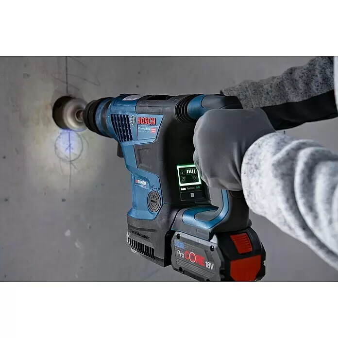 Bosch Professional AMPShare 18V Akku-Kombihammer GBH 18V-34 CF - 18 V, 2 Akkus, 8 Ah, 5,8 J - Anwendungsbeispiel