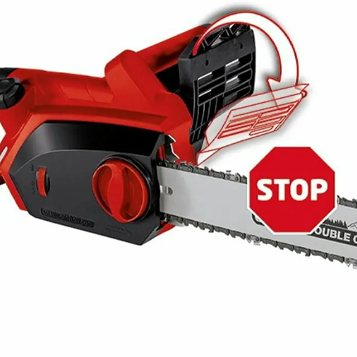 Einhell Motosierra eléctrica GH-EC 1835 - 1.800 W, Longitud de la cuchilla: 35 cm - Primer plano de una motosierra roja y negra con una señal roja de "STOP".