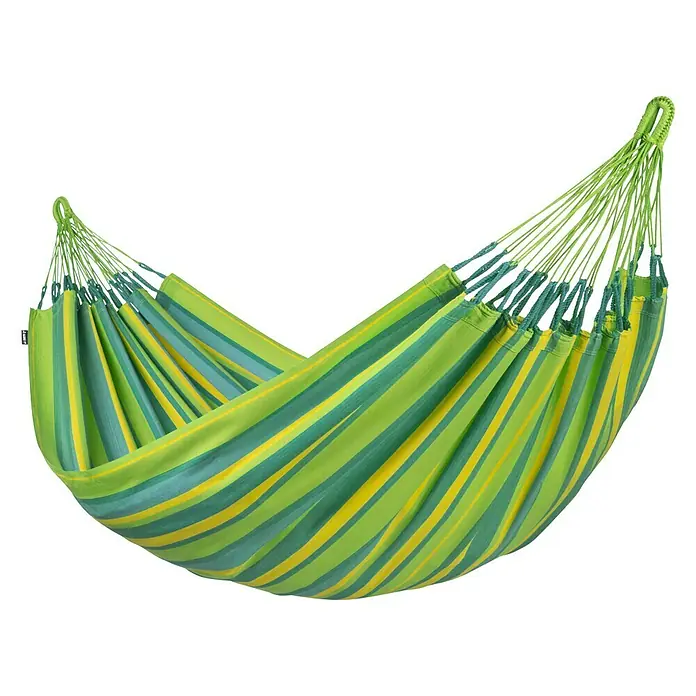 La Siesta Hängematte Brisa - L x B: 300 x 140 cm, Lime - Hängematte mit gelb-grün gestreiften Stoff und hellgrünen Seilen. Die Hängematte ist perfekt zum Entspannen im Garten oder auf der Terrasse.