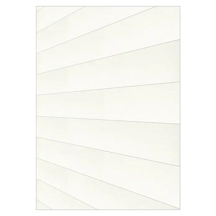 LOGOCLIC Aquaprotect Wandpaneel Wall Eiche Diamant - 2.600 x 202 x 10 mm - Helle Holzpaneele mit feinen grauen Linien, die eine moderne und minimalistische Ästhetik erzeugen. Ideal für stilvolle Wandverkleidungen und Innendesign.