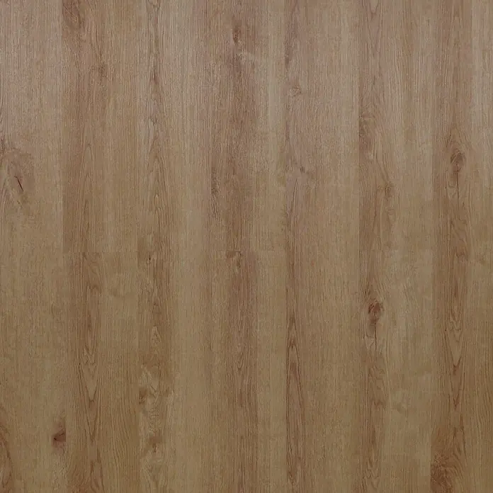Suelo vinílico SPC Roble Baeza - 1.220 x 180 x 5,5 mm, Marrón, Resistente al agua - Patrón de piso de madera marrón con variaciones de grano y color, ideal para texturas realistas.
