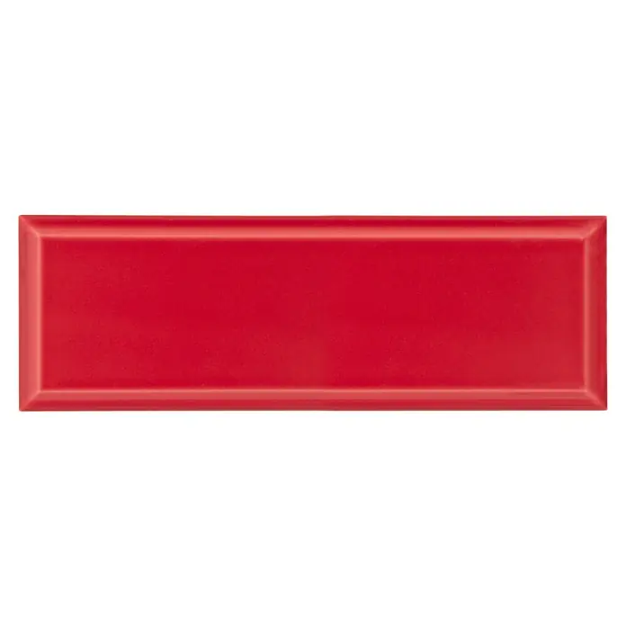 Modern Style Wandfliese Metro Biselado Verme 180 - 9,8 x 29,8 cm, Rot, Glänzend - Rote Keramikfliese mit abgeschrägten Kanten für einen stilvollen Look. Perfekt für Küchenrückwände und Badezimmerwände, um einen Farbtupfer zu setzen.