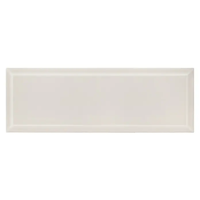Modern Style Wandfliese Metro Biselado Bege 550 - 9,8 x 29,8 cm, Beige, Glänzend - Rechteckige, cremefarbene Keramikfliese mit leicht abgerundeten Kanten für ein stilvolles und modernes Wanddesign.