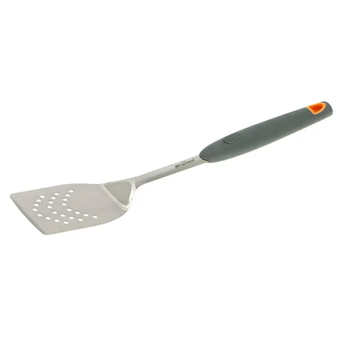 Kingstone Grillbesteck Set - 3 -tlg. - Ein KingsTone Pfannenwender mit einem grauen Griff und einem orangefarbenen Loch zum Aufhängen. Ideal für die Küche!