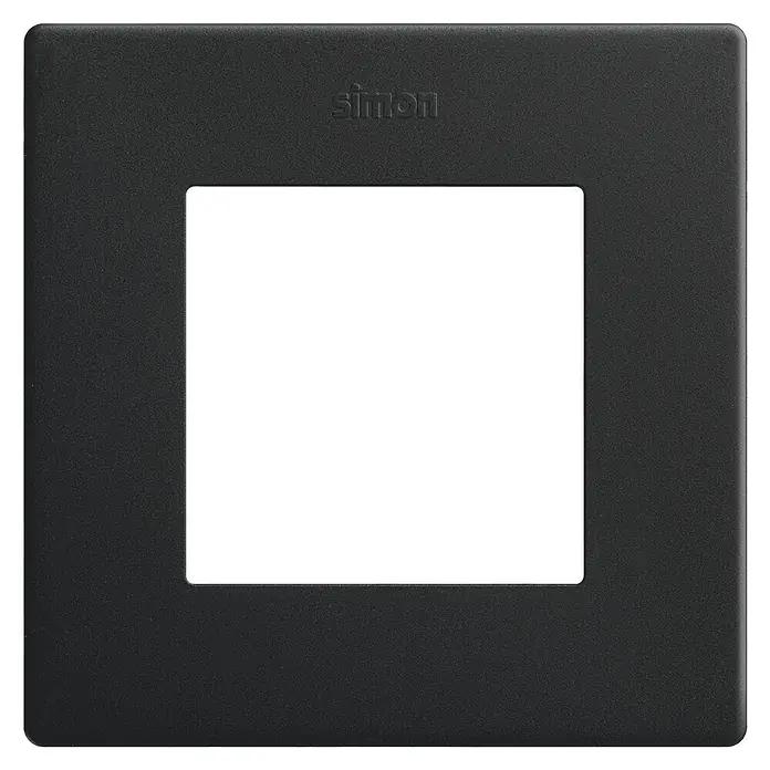 Simon 270 Marco - Negro, Modelo de mecanismos: x 1, Plástico, Instalar - Placa de cubierta negra Simon para interruptores y enchufes, forma cuadrada con abertura central y el logotipo de Simon.