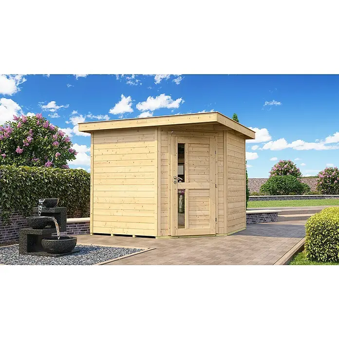 Weka Gartenhaus 229 A - Außenmaß inkl. Dachüberstand (B x T): 270 x 270 cm, Holz, Natur - Ein helles Holzgartenhaus mit Flachdach und Glastür steht in einem Garten mit Springbrunnen und Blumen. Das Haus bietet zusätzlichen Stauraum.