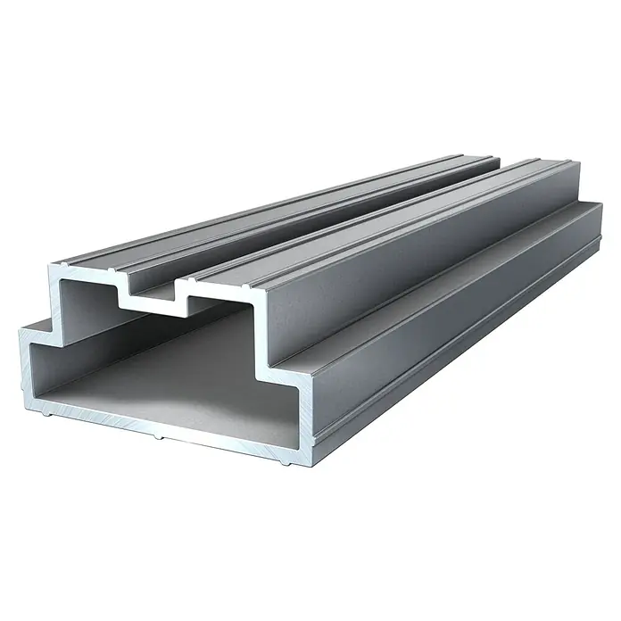 Kovalex Verbinder - 4 Stk., Passend für: Kovalex Alu-Profi-Unterkonstruktion - Aluminiumprofil: Ein silbernes Aluminiumprofil mit markanten Rillen und einer einzigartigen Form, ideal für vielseitige Konstruktionen.
