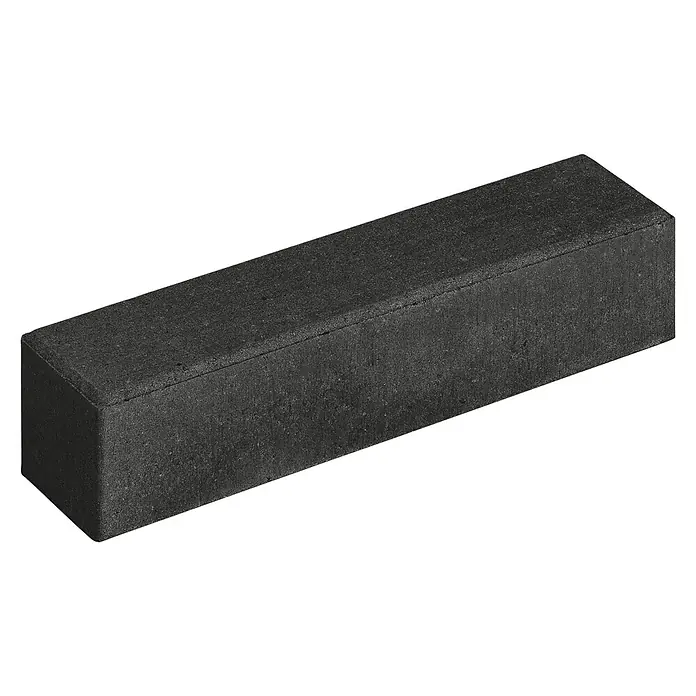 Diephaus Palisade / Mauerstein Laredo - 40 x 10 x 10 cm, Basalt, Beton - Nahaufnahme eines länglichen, anthrazitfarbenen Pflastersteins mit rauer Oberfläche, ideal für Gartenwege oder Terrassen.