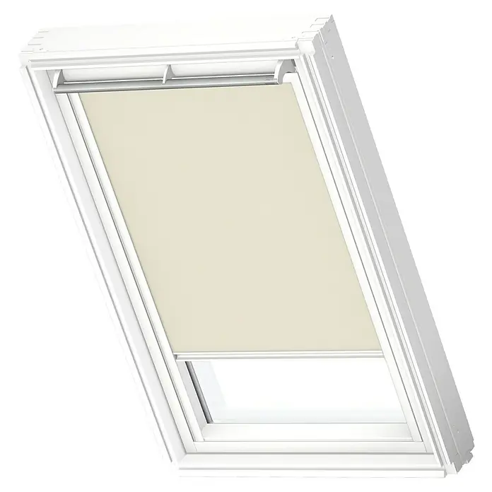 Velux Dachfensterrollo RFL FK06 1086SWL - Farbe: Hellbeige - 1086SWL, Farbe Schiene: Weiß, Manuell - Nahaufnahme eines weißen Dachfensters mit einem cremefarbenen Rollo, das teilweise geschlossen ist und für Privatsphäre und Lichtsteuerung sorgt.