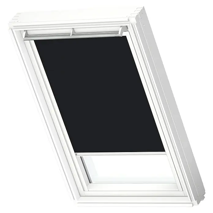 Velux Dachfensterrollo DKL MK10 3009SWL - Farbe: Schwarz -3009SWL, Farbe Schiene: Weiß, Manuell - Ein Dachfenster mit einem verdunkelnden Rollo, das teilweise heruntergelassen ist, um Licht zu blockieren. Ideal für Schlafzimmer oder Räume, die Dunkelheit benötigen.