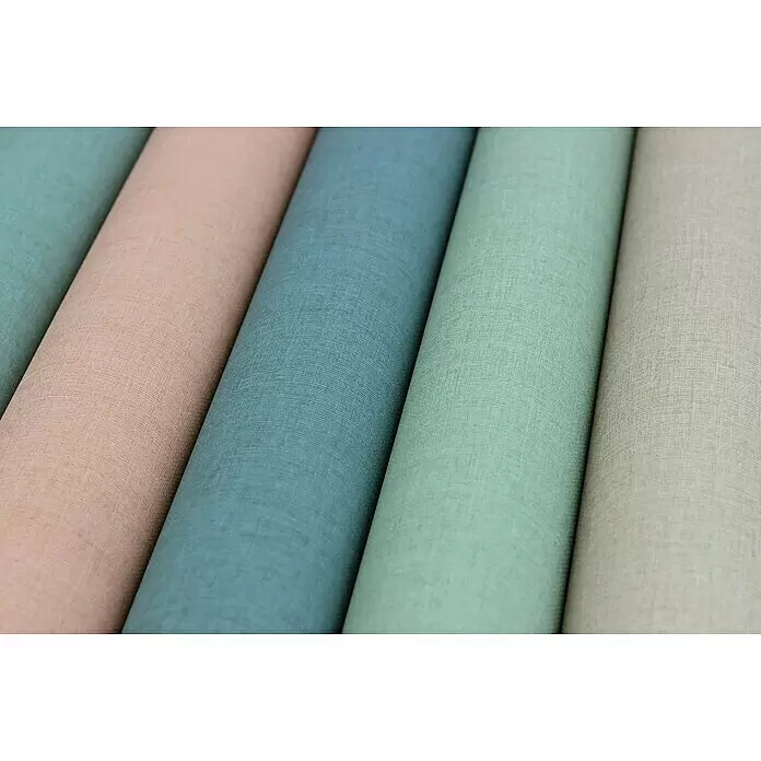 Rasch Florentine III Vliestapete - Rotbeige, Uni, 10,05 x 0,53 m - Mehrere Rollen strukturierter Stoffe in Pastelltönen wie Türkis, Pfirsich, Grün und Beige, mit Leinenstruktur.