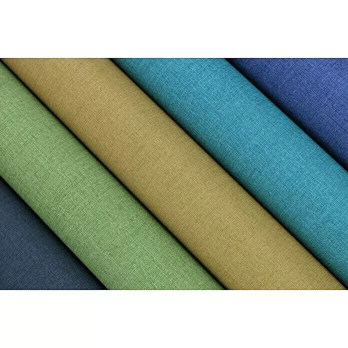 Rasch Florentine III Vliestapete - Cognac, Uni, 10,05 x 0,53 m - Texturierte Stoffrollen in einem Farbverlauf aus Grün, Oliv, Türkis und Blau.