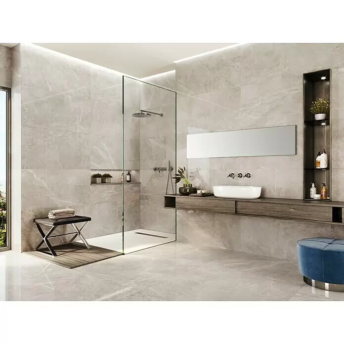 Feinsteinzeugfliese Bayona Silver - 60 x 120 cm, Grau, Glänzend - Stimmungsaufnahme