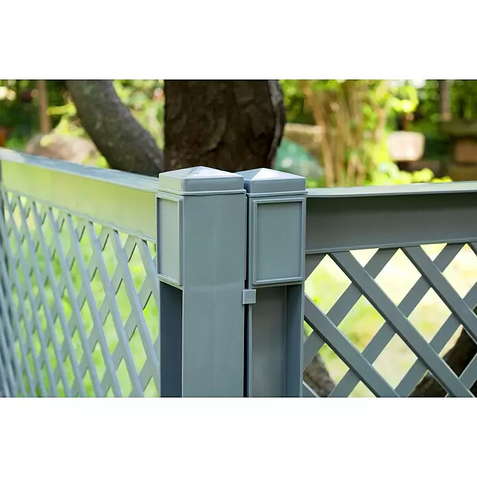 KHW Pflanzkasten - Außenmaß (L x B x H): 100 x 43 x 140 cm, Kunststoff, Grau, Mit Spalier - Grauer Kunststoff-Gartenzaunpfosten mit zwei Gitterelementen und Querstreben.