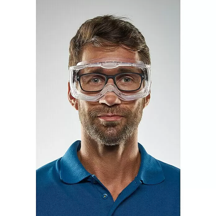 Wisent Schutzbrille - Transparent, Gummiband - Anwendungsbeispiel