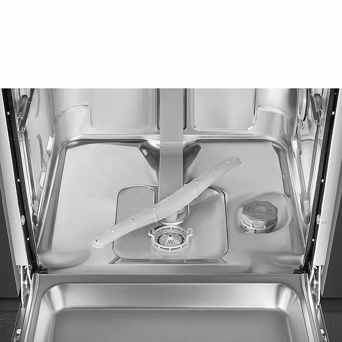 Smeg Lavavajillas integrable ST292D - Ancho: 59,8 cm, Número de cubiertos: 13 ud. - Vista interior de un lavavajillas con brazo aspersor central y recipiente de sal a la derecha, destacando su diseño premium.
