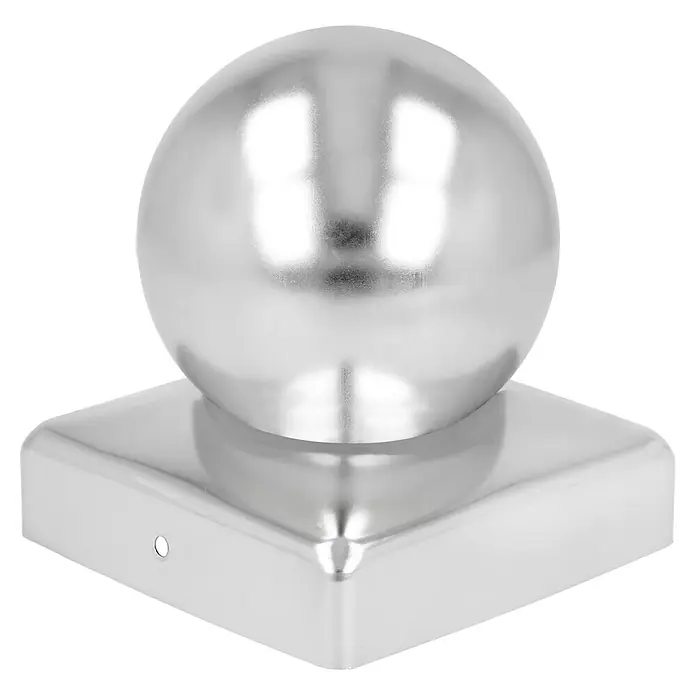 Pfostenkappe Kugel - 90 x 90 mm, Edelstahl - Bild eines glänzenden silbernen Zaunpfostenaufsatzes mit einer Kugel auf einer quadratischen Basis.
