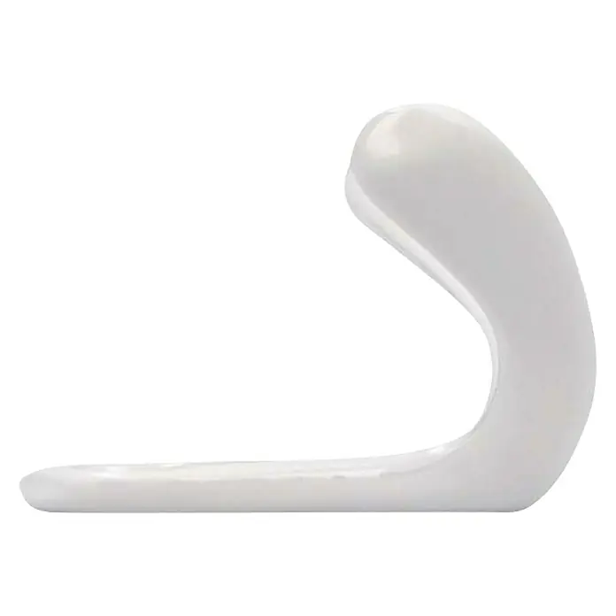 Siro Garderobenhaken - L x B x H: 44 x 33 x 22 mm, Weiß, Aluminium - Nahaufnahme eines weißen Prothesen-Halsgurts, der eine bequeme und unterstützende Lösung für Träger bietet.