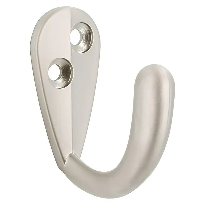 Siro Garderobenhaken - L x B x H: 43 x 19 x 38 mm, Nickel, Stahl - Nahaufnahme eines einzelnen silbernen Kleiderhakens zur Wandmontage mit zwei Schraubenlöchern auf schwarzem Hintergrund.