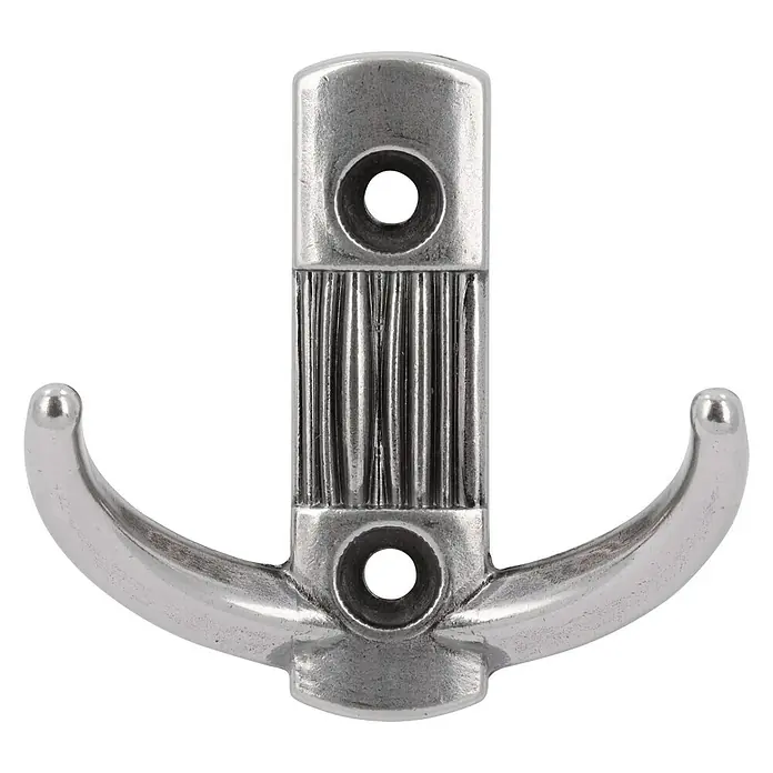 Siro Garderobenhaken 2214/ZN29 - L x B x H: 60 x 148 x 66 mm, Anzahl Haken: 1 Stk. - Nahaufnahme eines silberfarbenen Wandhakens mit Doppelarm und stilvollem Design, ideal für Bad oder Flur.