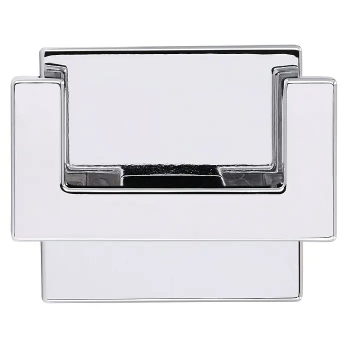 Siro Garderobenhaken 2331/ZN1KV1S - L x B x H: 60 x 50 x 38 mm, Anzahl Haken: 1 Stk., Verchromt poliert - Nahaufnahme eines glänzenden, rechteckigen Möbelgriffs aus Chrom, ideal für moderne Schränke und Schubladen.