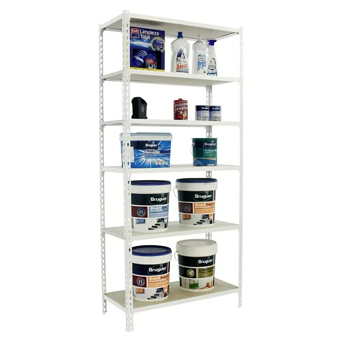 Simonrack Maderclick Metallregal Maderclick MegaPlus - H x B x T: 250 x 120 x 40 cm, Traglast pro Boden: 200 kg, Anzahl Böden: 6 Stk., Stecken, Weiß - Ein Regal mit verschiedenen Haushaltsreinigern und Farbeimern der Marke Bruguer, darunter "Brucril Liso", "Brucril Rugo" und "Emultone".