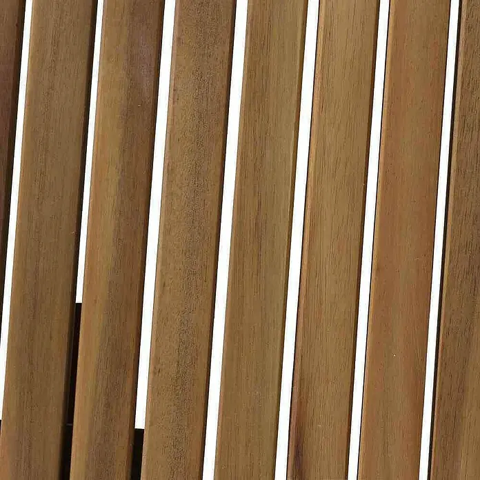 Siena Garden Balkonmöbel-Set Falun - 5 -tlg., Holz, Braun, Rückenlehne verstellbar, Ohne Armlehnen - Nahaufnahme von Holzlatten mit hellen Zwischenräumen, die eine natürliche und moderne Ästhetik zeigen.\n