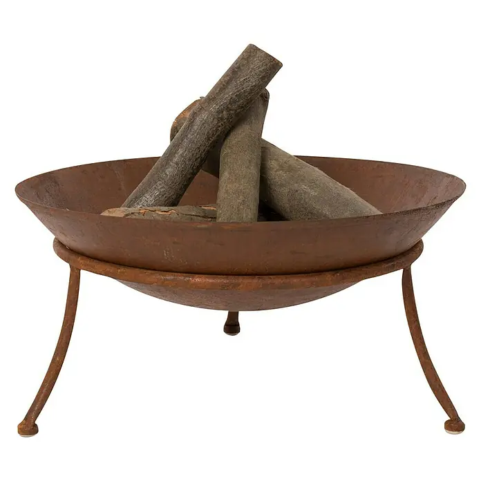 RedFire Feuerschale Tulsa - Durchmesser: 47 cm, Stahl - Rustikale Feuerschale mit Holzscheiten, ideal für gemütliche Abende im Freien. Die Schale ist aus robustem Metall gefertigt und steht auf einem stabilen Gestell.