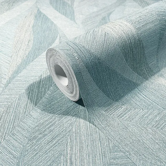 Marburg Papis Loveday Vliestapete - Blau, Wellen, 10,05 x 0,7 m - Eine Rolle hellblaue Tapete mit geometrischem Muster liegt auf einer gleich gemusterten Fläche.