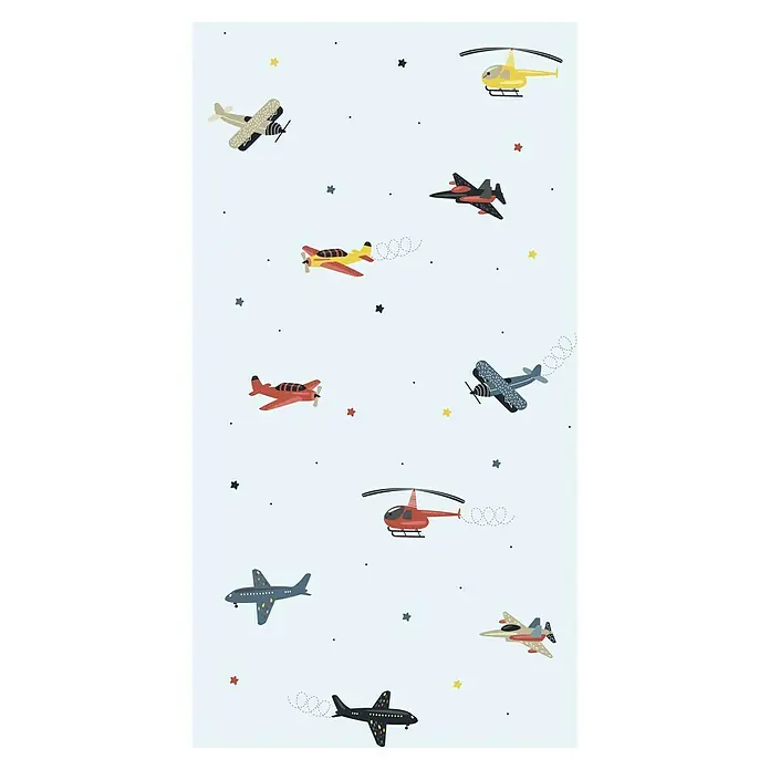 Marburg Kids' Walls Vliestapete Flugzeuge - Blau/Multicolor, Grafisch, 10,05 x 0,53 m - Buntes Flugzeugmuster-Design, das eine Sammlung verschiedener Flugzeuge und Sterne auf hellblauem Hintergrund zeigt.